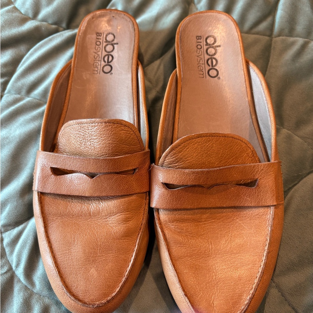 Abeo Jasmine Brown Leather Mules